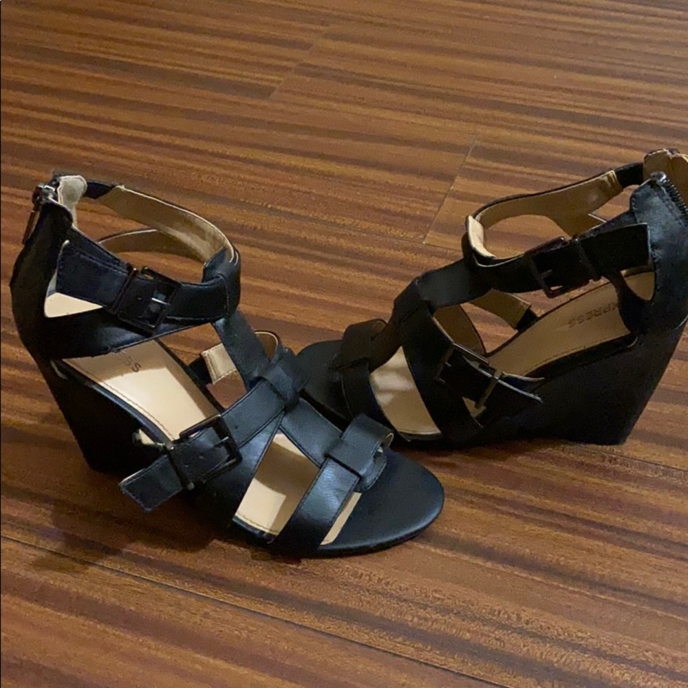 😍 Cute express wedge heels